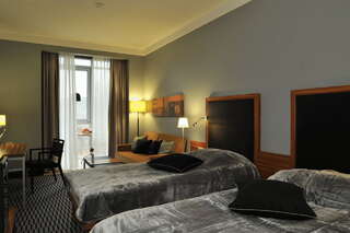 Отель Roche Royal Hotel Святогорск Двухместный номер с 2 отдельными кроватями-2